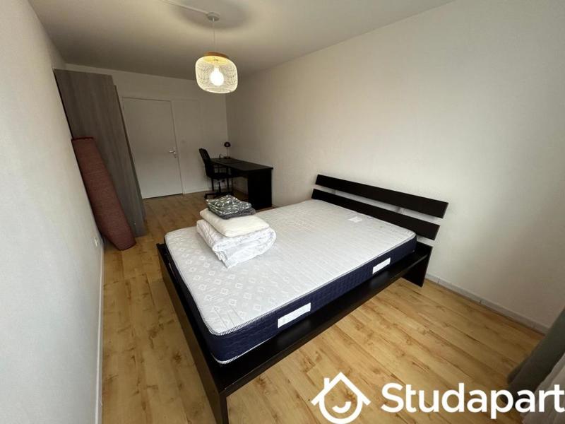 Chambre - 16 m² - 1 pièce