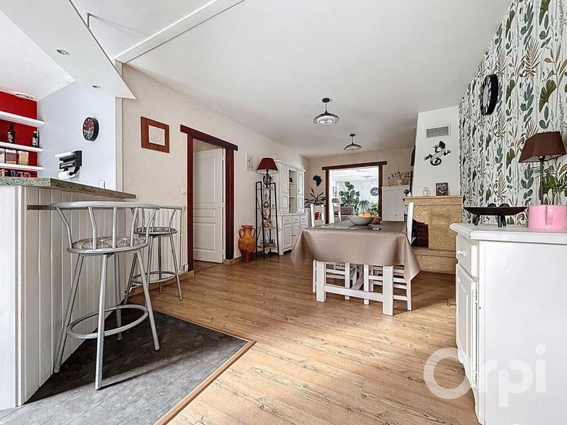 Maison - 110 m² - 4 pièces