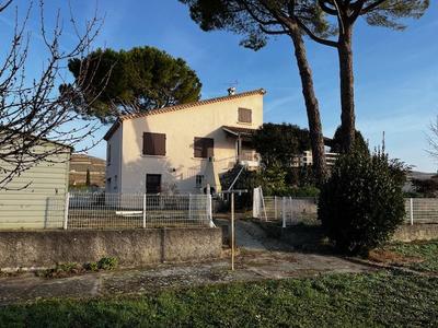 Villa - 169 m² - 6 pièces