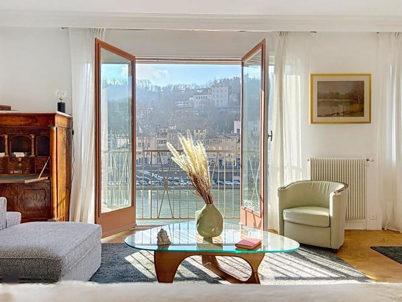 Appartement - 84 m² - 3 pièces