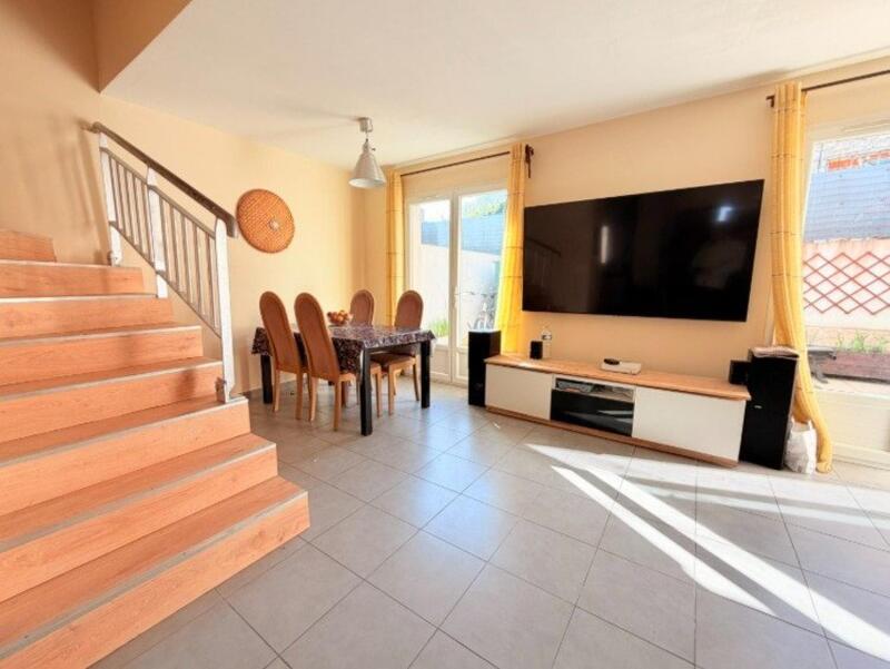 Maison - 71 m² - 4 pièces