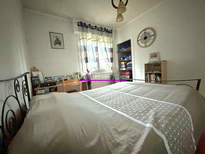 Maison - 80 m² - 5 pièces