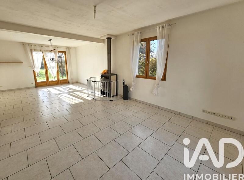 Maison - 148 m² - 8 pièces