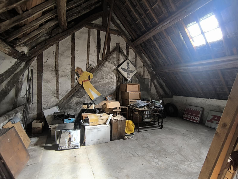 Maison - 300 m² - 10 pièces