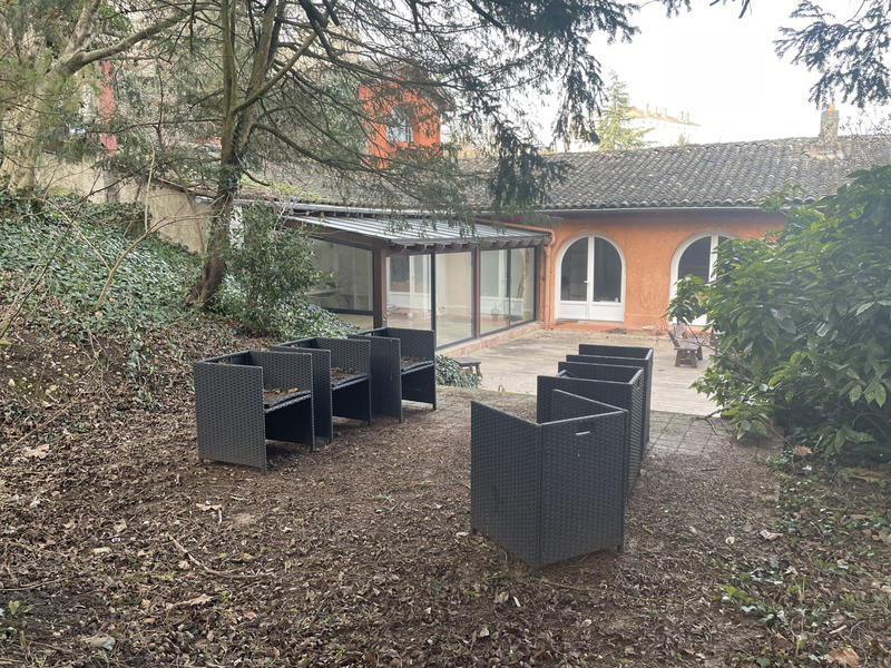 Maison - 303 m² - 7 pièces