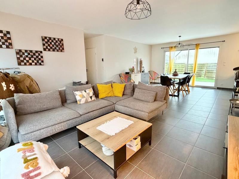 Maison - 92 m² - 5 pièces