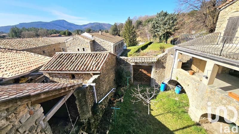 Maison de village - 180 m² - 6 pièces