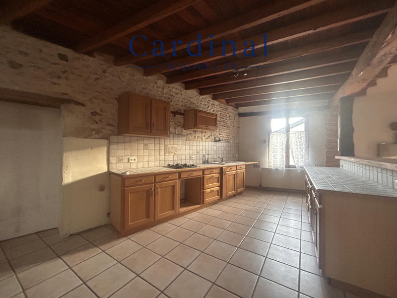 Maison - 297 m² - 11 pièces