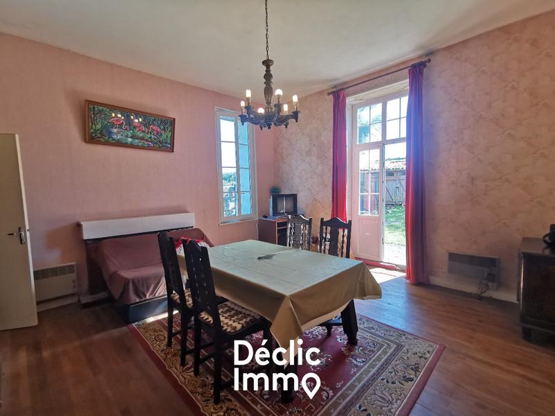 Maison ancienne - 230 m² - 9 pièces