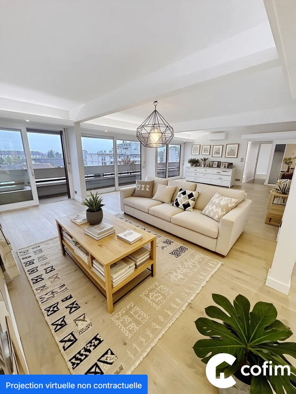 Appartement - 160 m² - 8 pièces