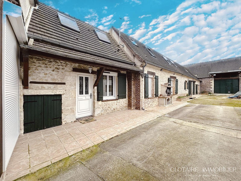 Maison ancienne - 110 m² - 6 pièces