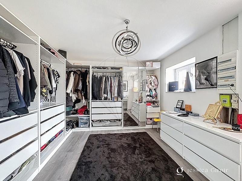 Maison - 115 m² - 6 pièces