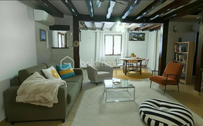 Maison traditionnelle - 125 m² - 6 pièces