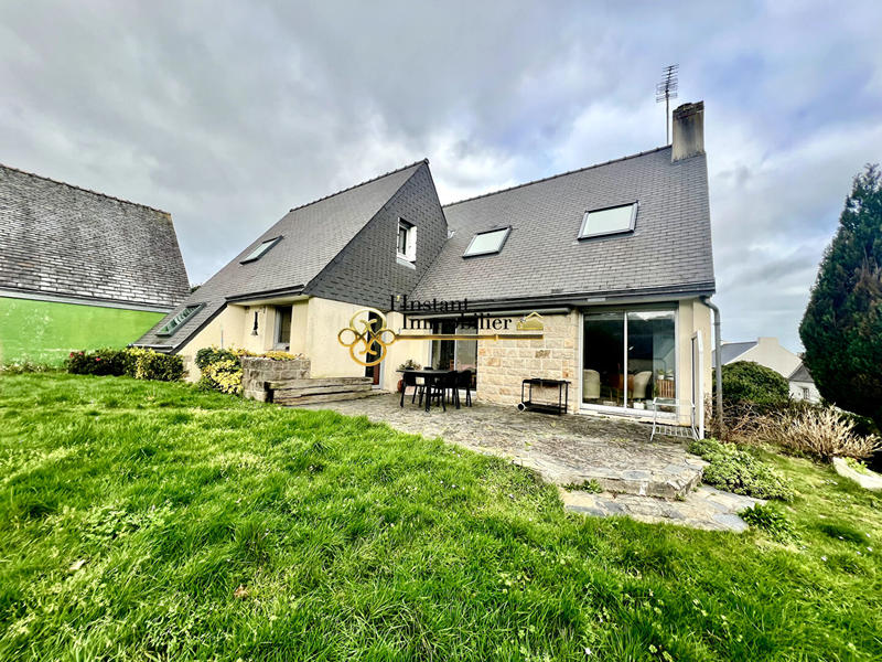 Maison - 150 m² - 5 pièces