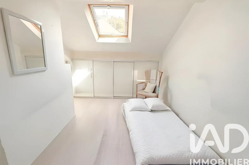 Maison - 204 m² - 8 pièces