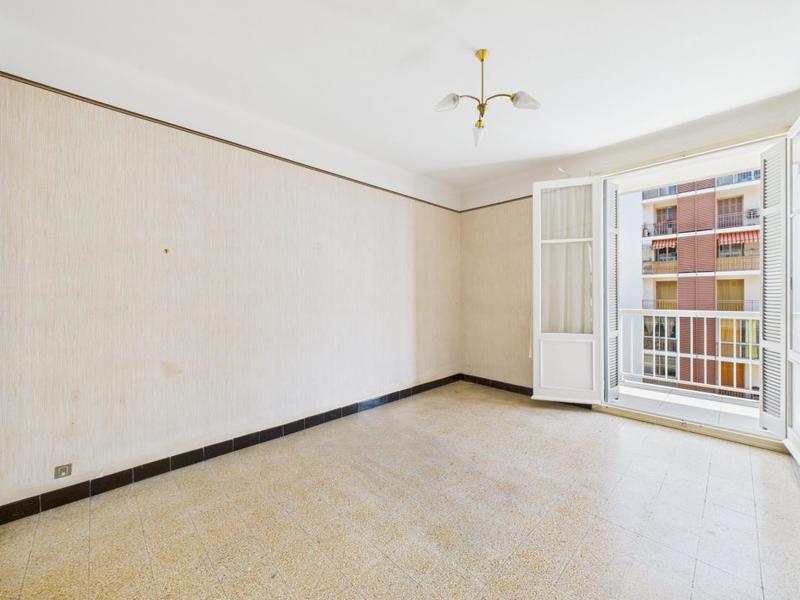 Appartement - 79 m² - 3 pièces