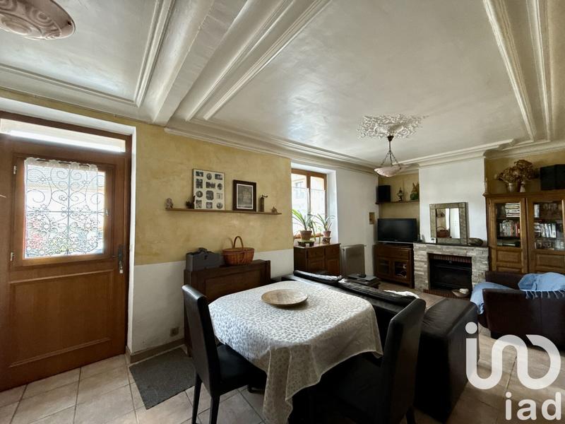 Maison - 90 m² - 5 pièces