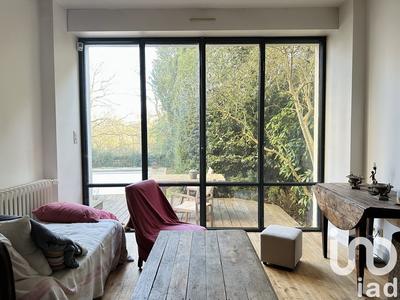 Maison - 212 m² - 9 pièces