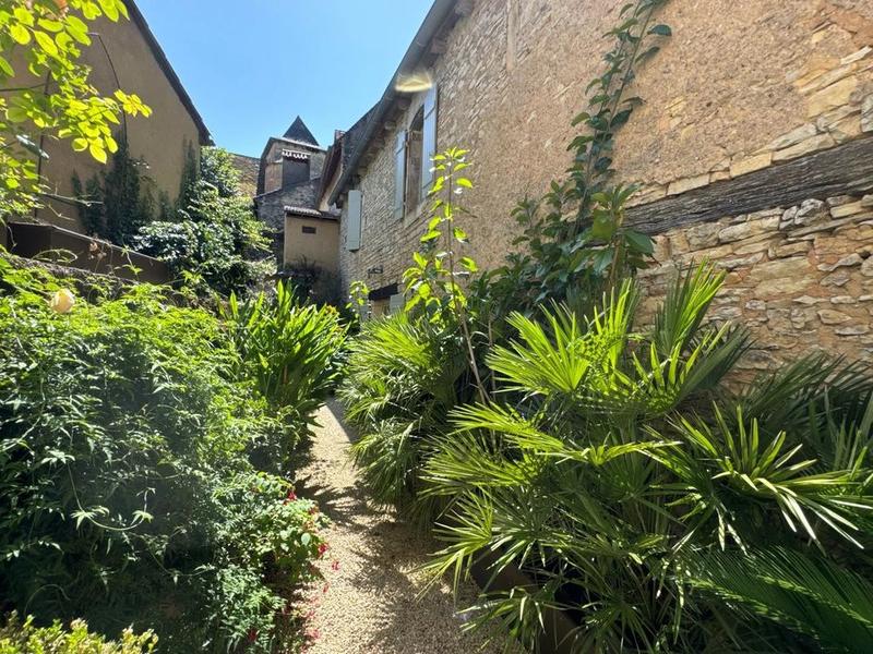 Demeure - 164 m² - 5 pièces