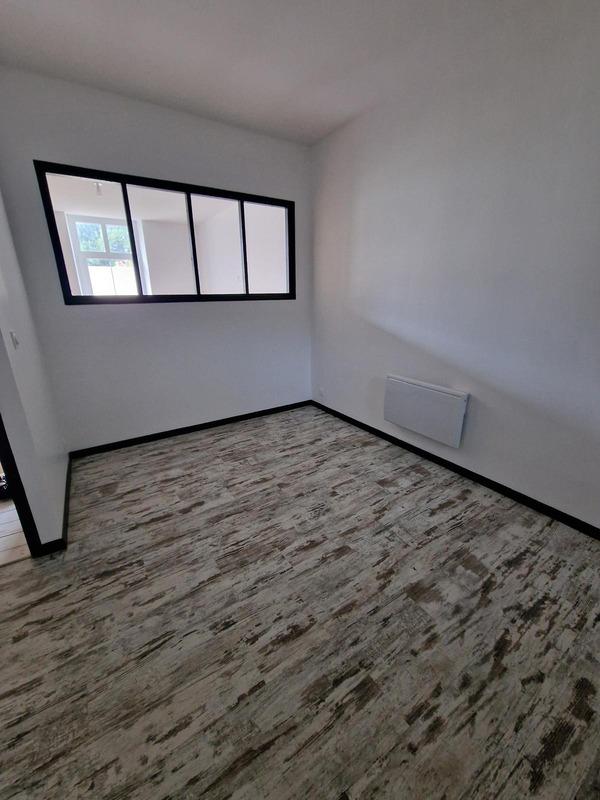 Maison - 500 m² - 20 pièces