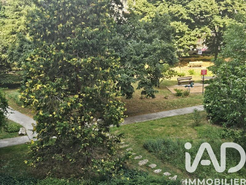 Studio - 9 m² - 1 pièce