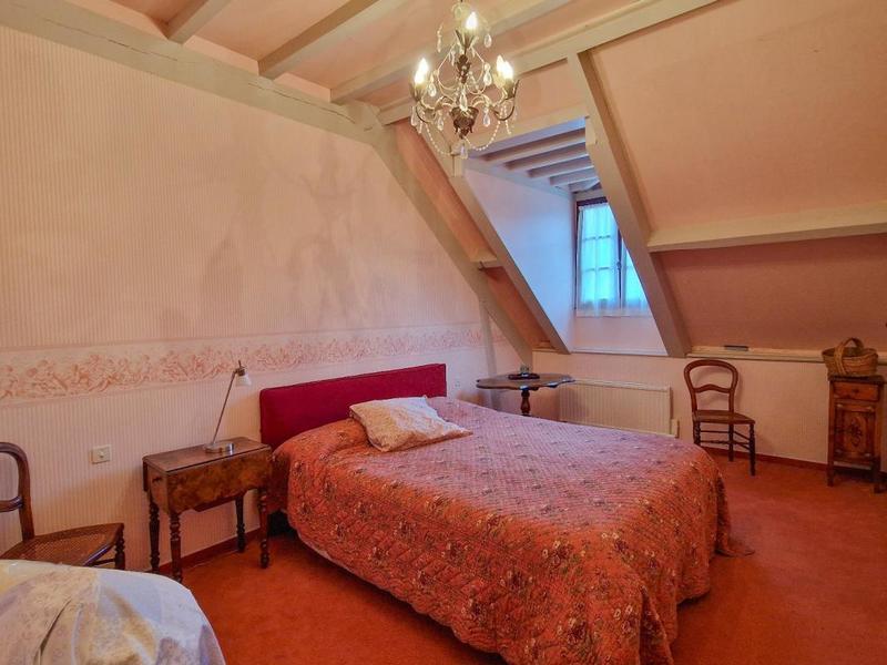 Propriété - 390 m² - 15 pièces