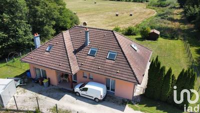 Maison - 174 m² - 8 pièces