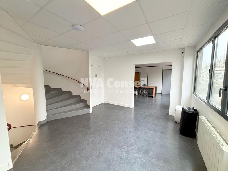 Bureau - 500 m²