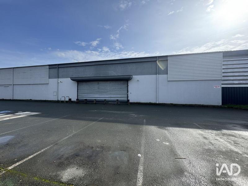 Local commercial - 1 070 m²