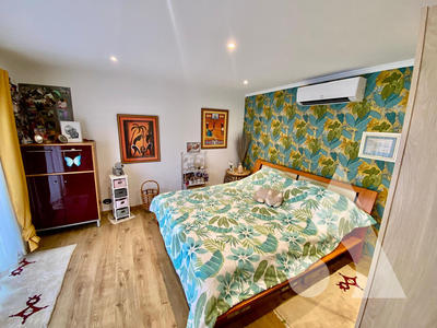 Maison - 224 m² - 6 pièces