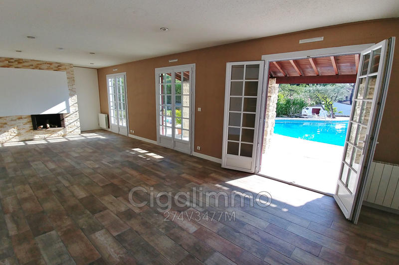 Villa - 280 m² - 11 pièces