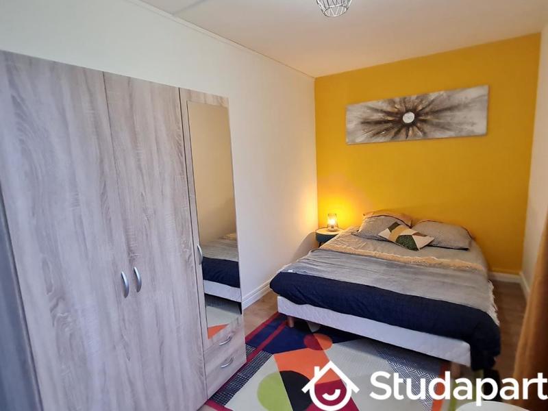 Chambre - 10 m² - 1 pièce