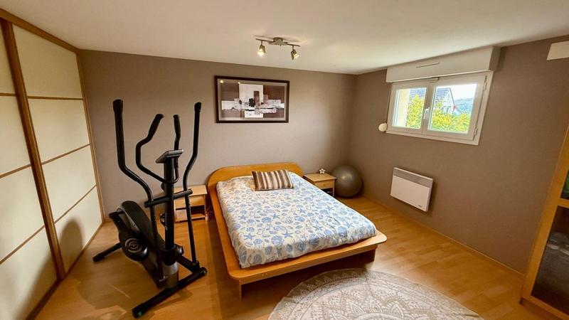 Maison - 197 m² - 8 pièces