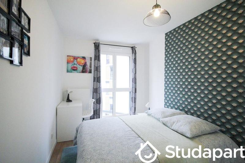 Chambre - 13 m² - 1 pièce