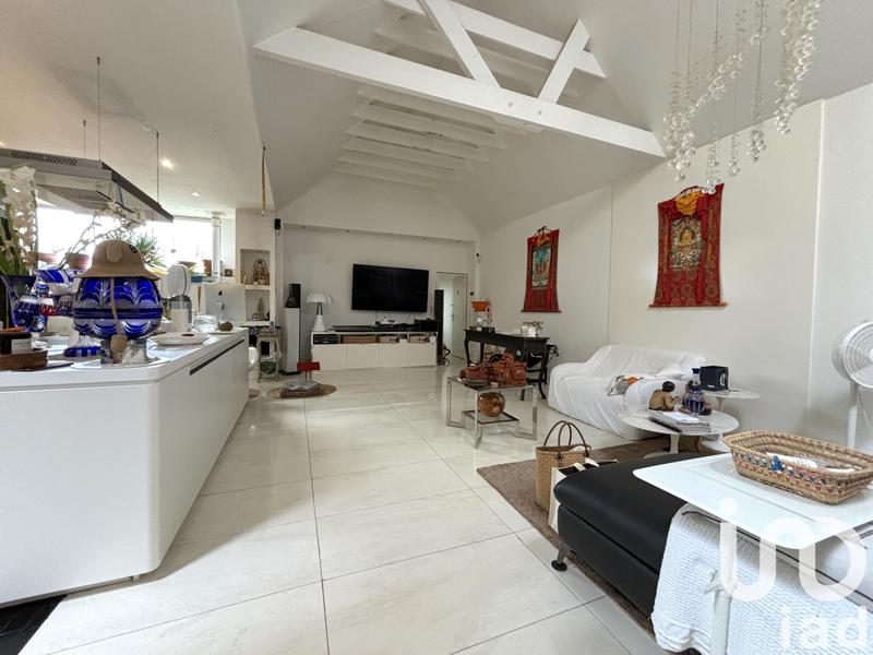 Appartement - 230 m² - 5 pièces