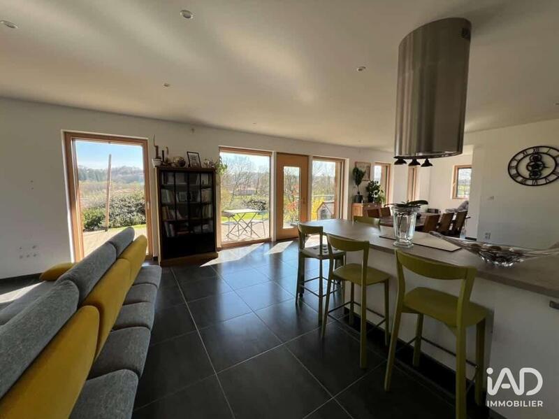 Maison - 117 m² - 4 pièces