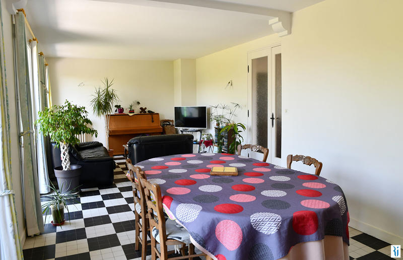 Maison - 133 m² - 6 pièces