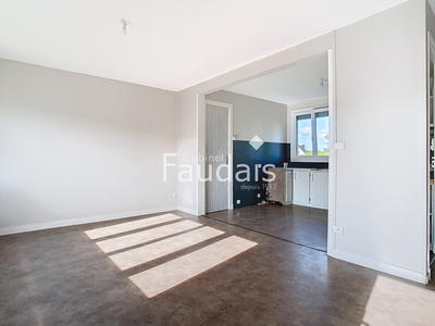 Maison - 63 m² - 4 pièces