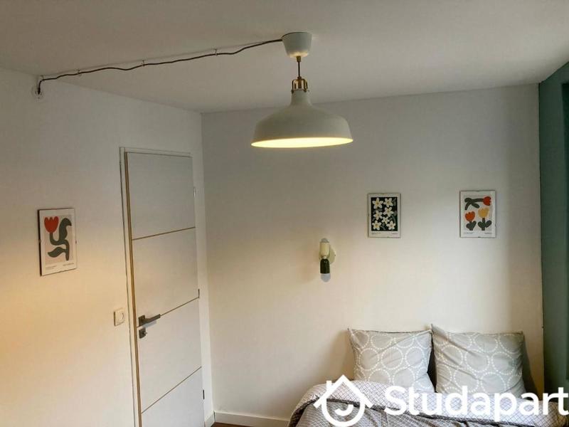 Chambre - 10 m² - 1 pièce