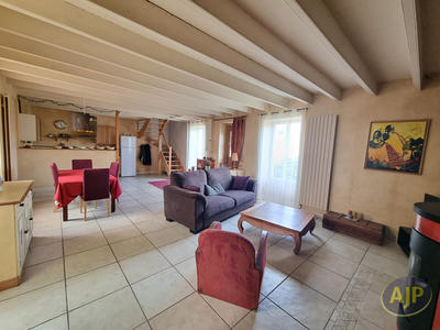 Maison - 102 m² - 4 pièces