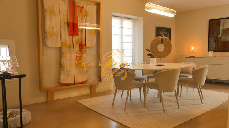 Duplex - 225 m² - 5 pièces