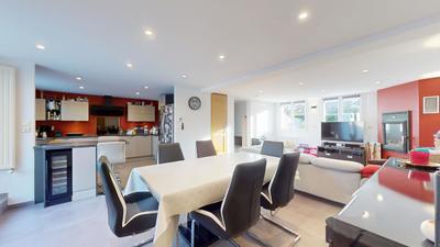 Maison - 135 m² - 6 pièces