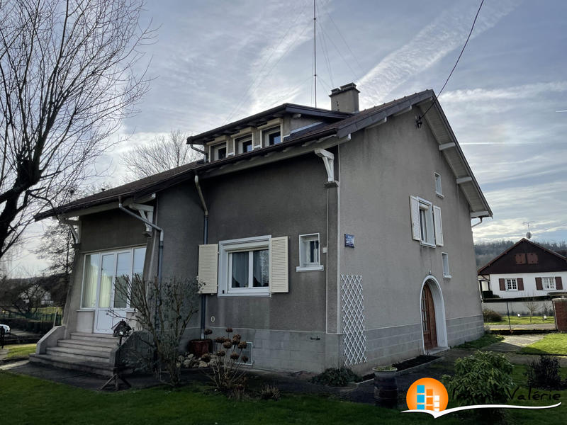 Maison - 140 m² - 6 pièces