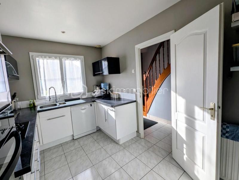 Maison - 140 m² - 7 pièces