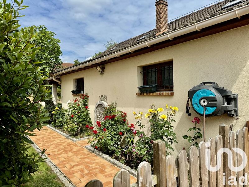 Maison - 140 m² - 8 pièces