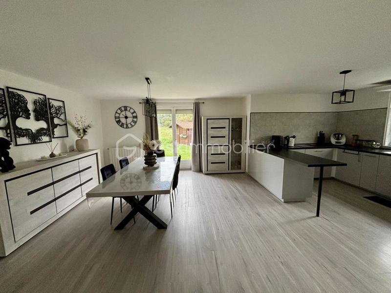 Maison - 146 m² - 6 pièces