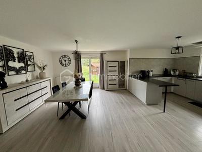 Maison - 146 m² - 6 pièces