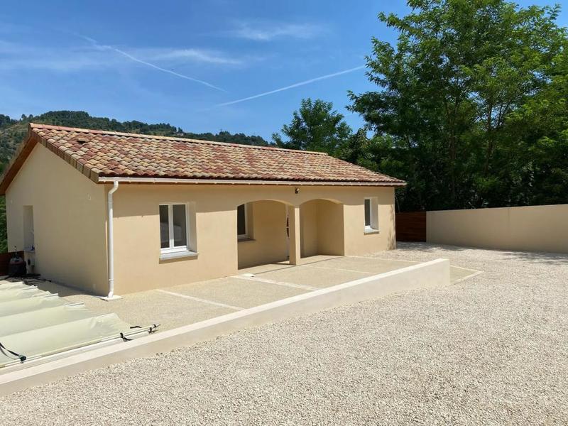 Maison - 68 m² - 4 pièces