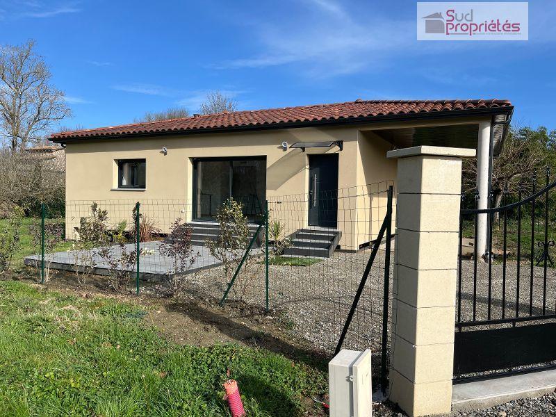 Maison - 90 m² - 5 pièces