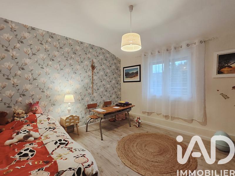 Maison - 378 m² - 10 pièces